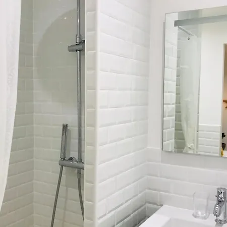 Cocon Douillet Face A La De Sur Apartment
